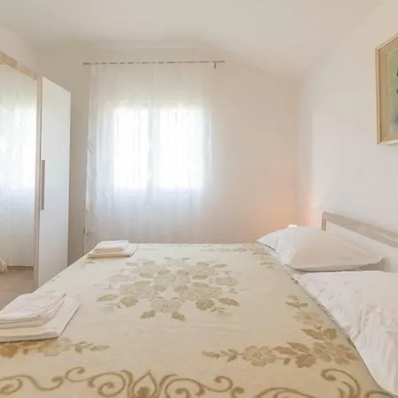 Mira #preko#free Parking#a/c Appartement *
