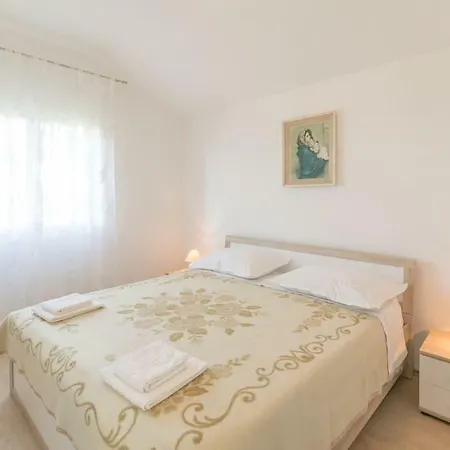 Appartement Mira #preko#free Parking#a/c